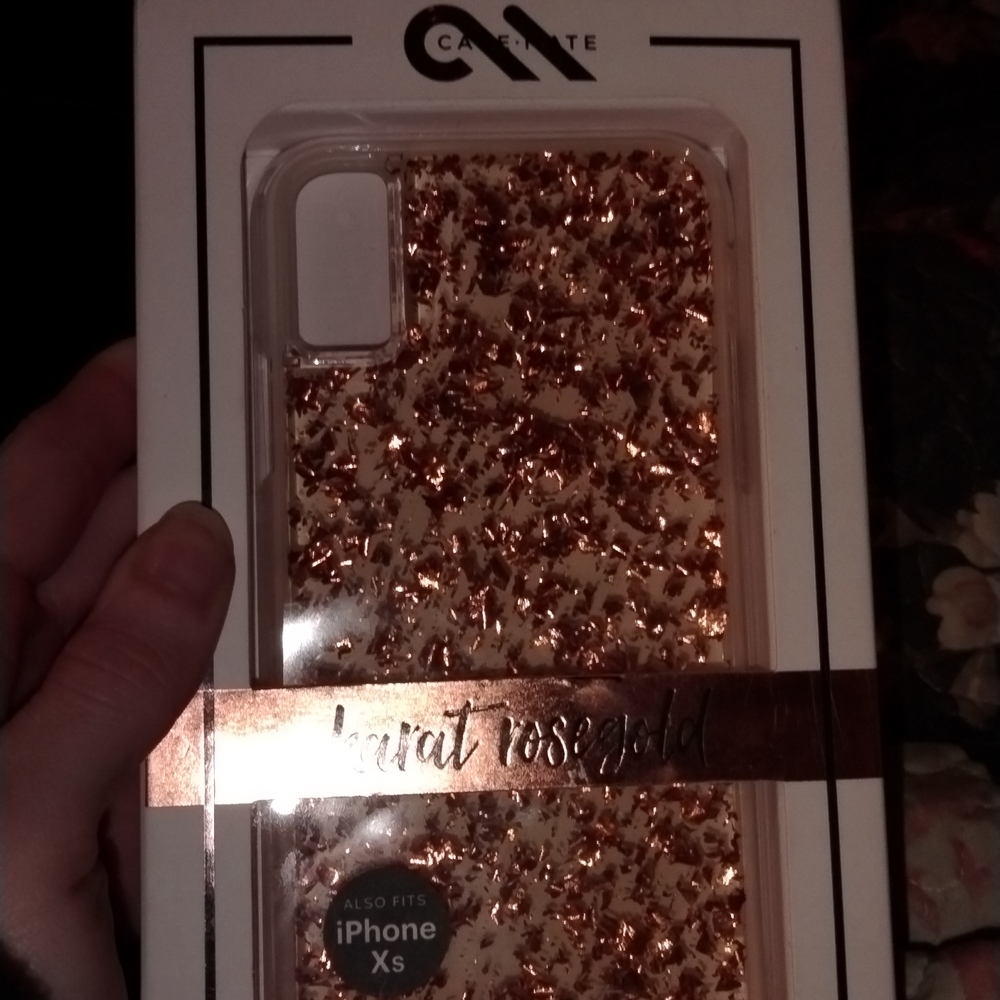 Phone case - Picture 1 of 2